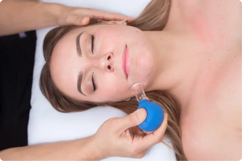 Person getting TMJ:Sinus Treatment